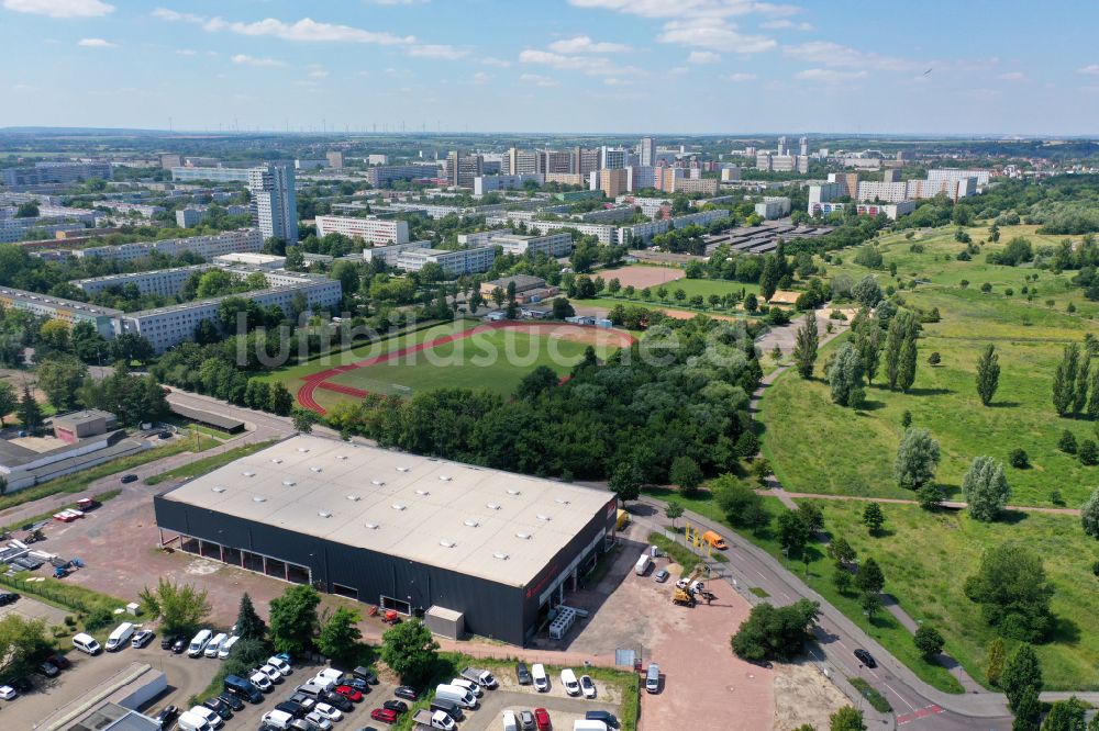 Luftaufnahme Halle (Saale) - Sanierung der Veranstaltungshalle Sparkassen-Eisdom in Halle (Saale) im Bundesland Sachsen-Anhalt, Deutschland