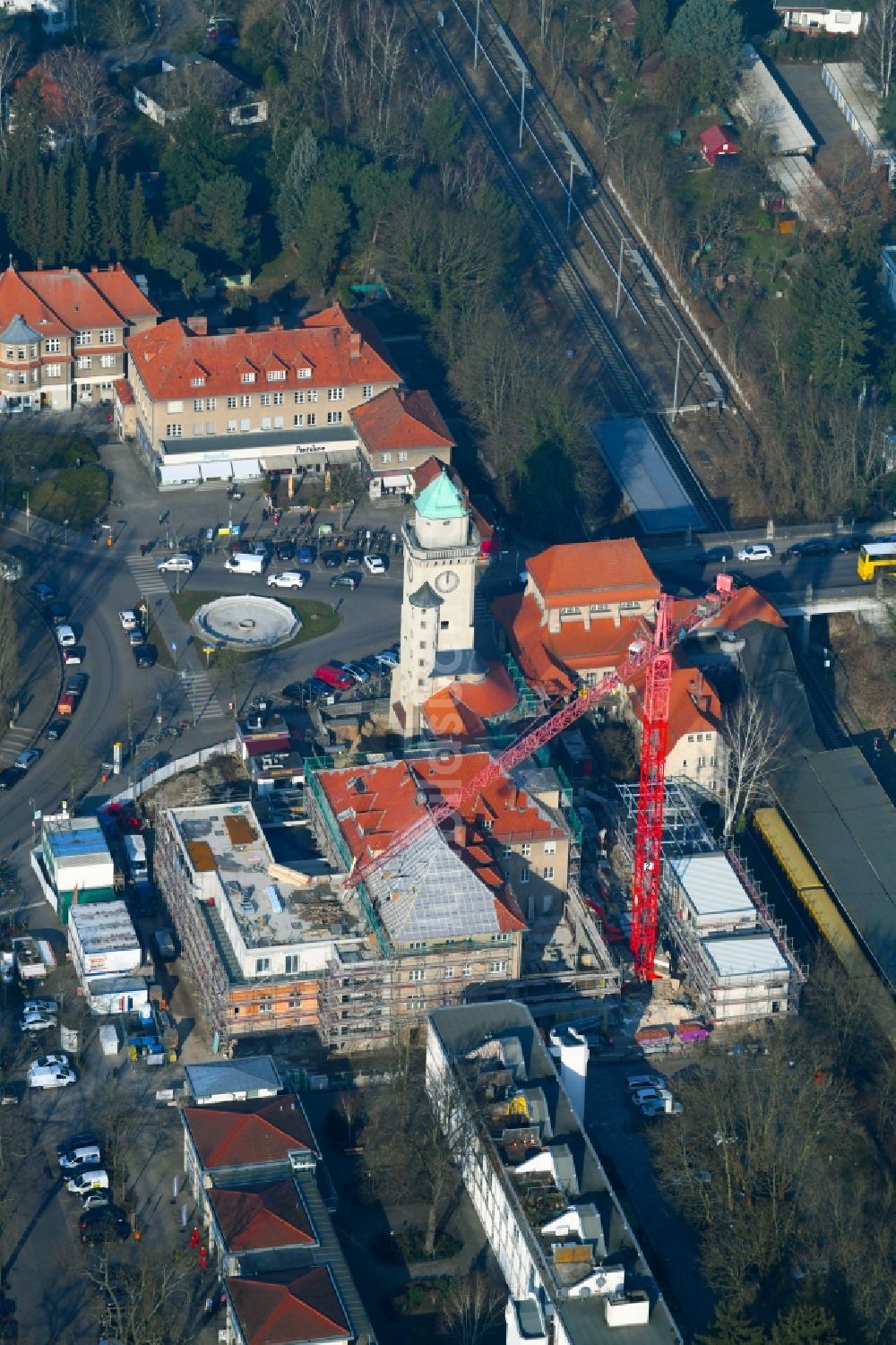 Berlin von oben - Sanierungs- und Restaurationsarbeiten am Geschichts- Denkmal des Kasinoensembles im Ortsteil Frohnau in Berlin, Deutschland