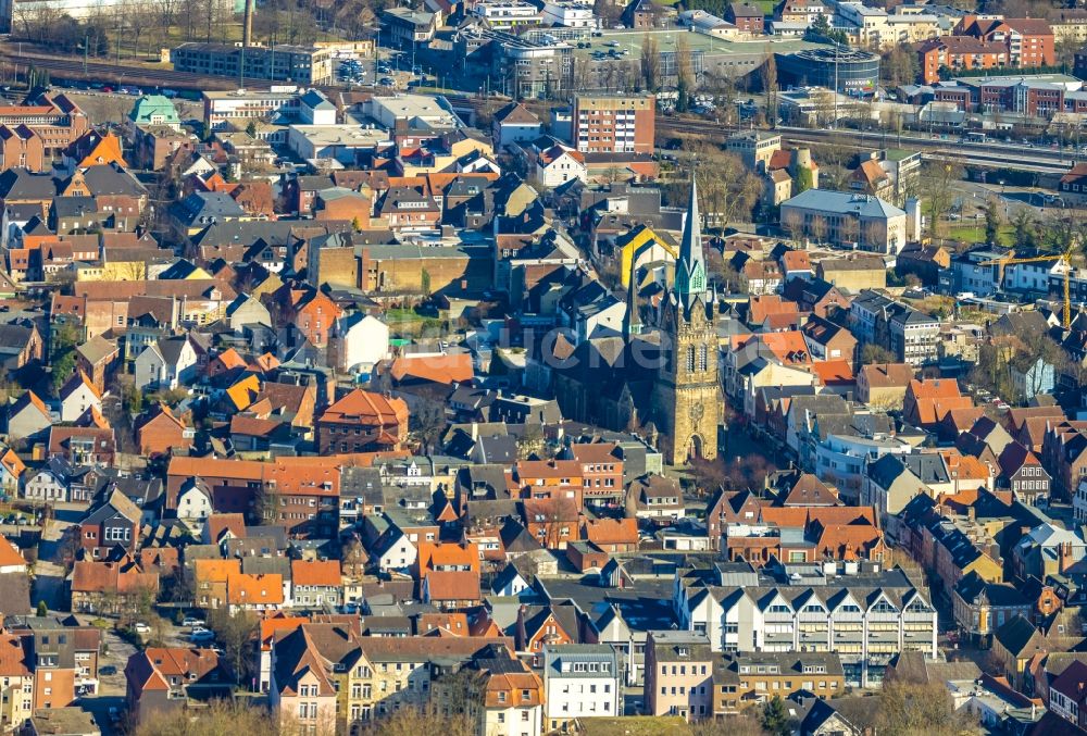 Luftaufnahme Ahlen - Sanierungs- und Restaurationsarbeiten an der St. Marien Kirche in Ahlen im Bundesland Nordrhein-Westfalen, Deutschland