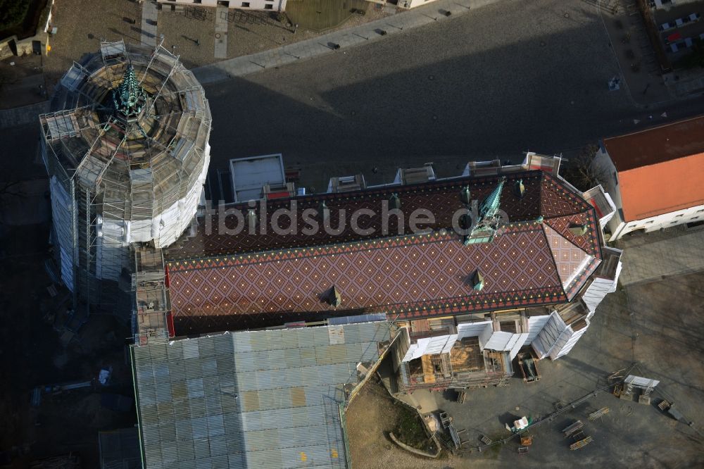 Luftbild Wittenberg - Sanierungs- , Umbau- und Restaurationsarbeiten an Turm und Kirchenbauten der Schlosskirche in Wittenberg in Sachsen-Anhalt