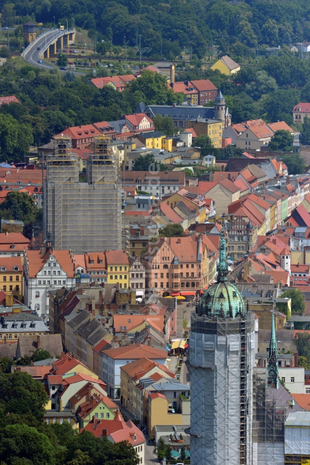 Luftbild Wittenberg - Sanierungs- , Umbau- und Restaurationsarbeiten an Turm und Kirchenbauten der Schlosskirche in Wittenberg in Sachsen-Anhalt