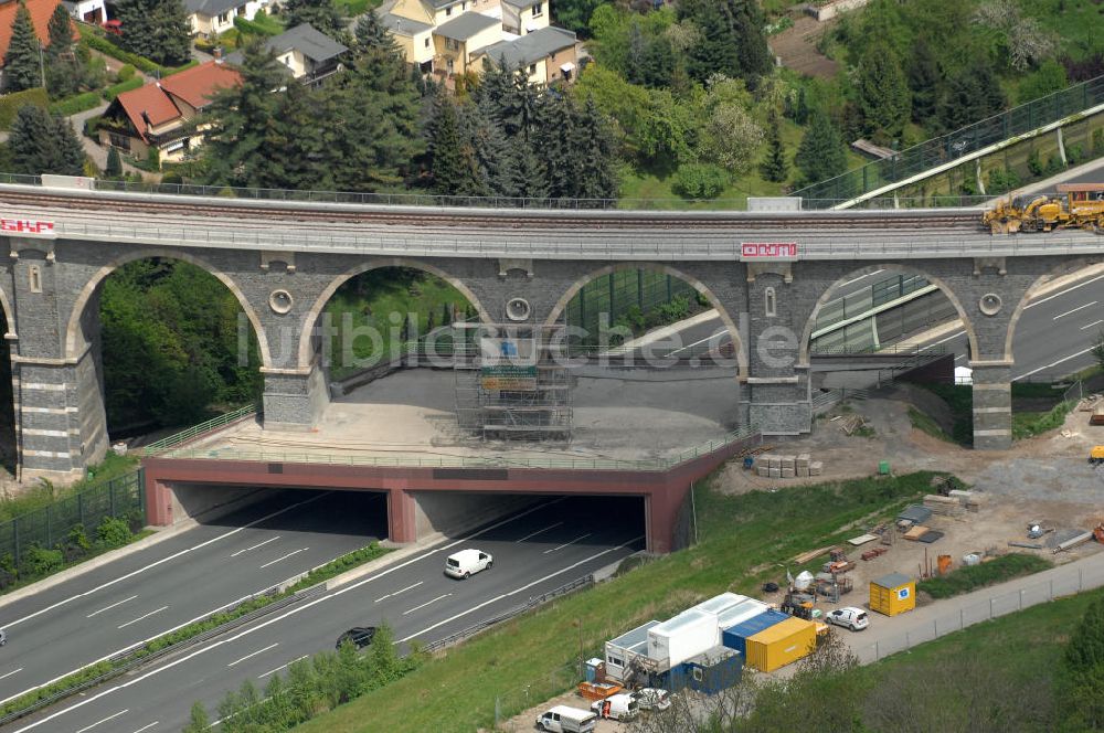 Luftbild Chemnitz - Sanierungsarbeiten am Bahrebachmühlenviadukt in Chemnitz / Sachsen