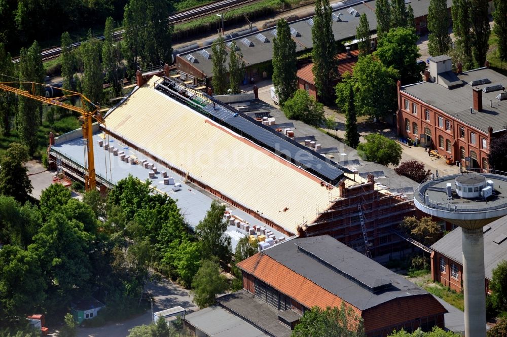 Luftaufnahme Berlin - Sanierungsarbeiten auf dem Gelände des ehemaligen Gaswerk Berlin-Mariendorf