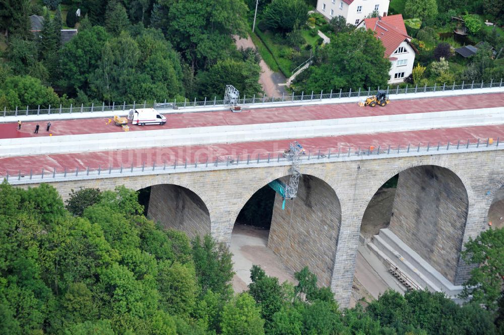 Luftaufnahme Eisenach - Sanierungsarbeiten der Karolinentalbrücke Eisenach