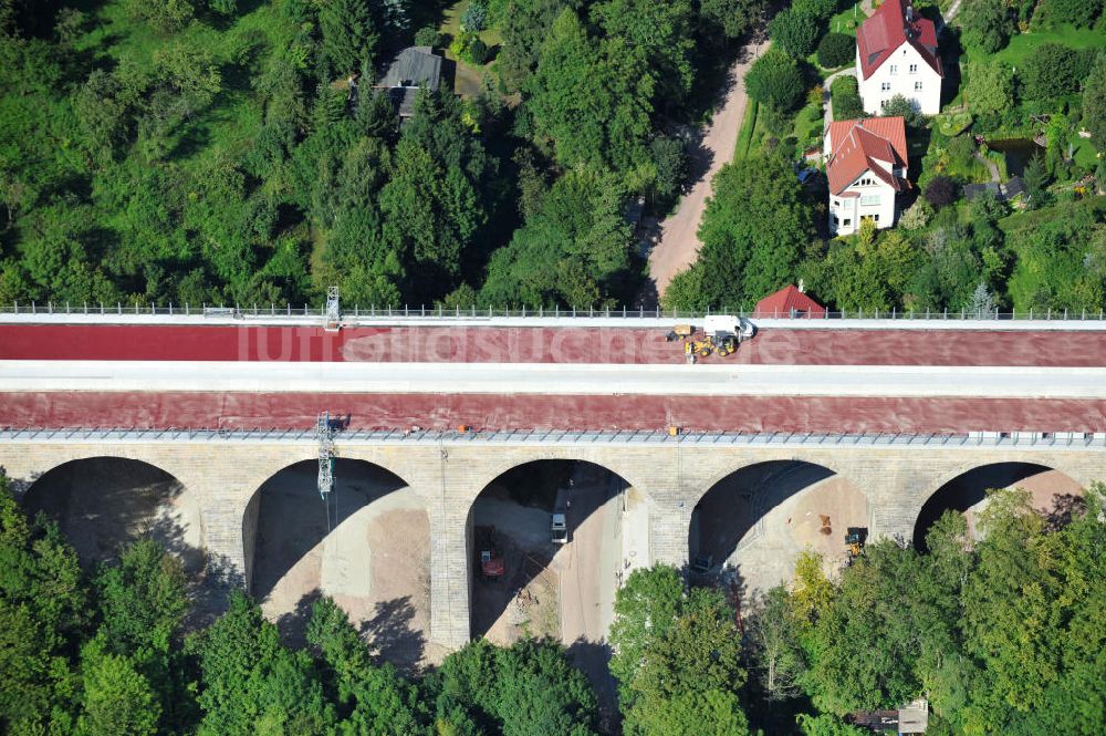 Luftaufnahme Eisenach - Sanierungsarbeiten der Karolinentalbrücke Eisenach