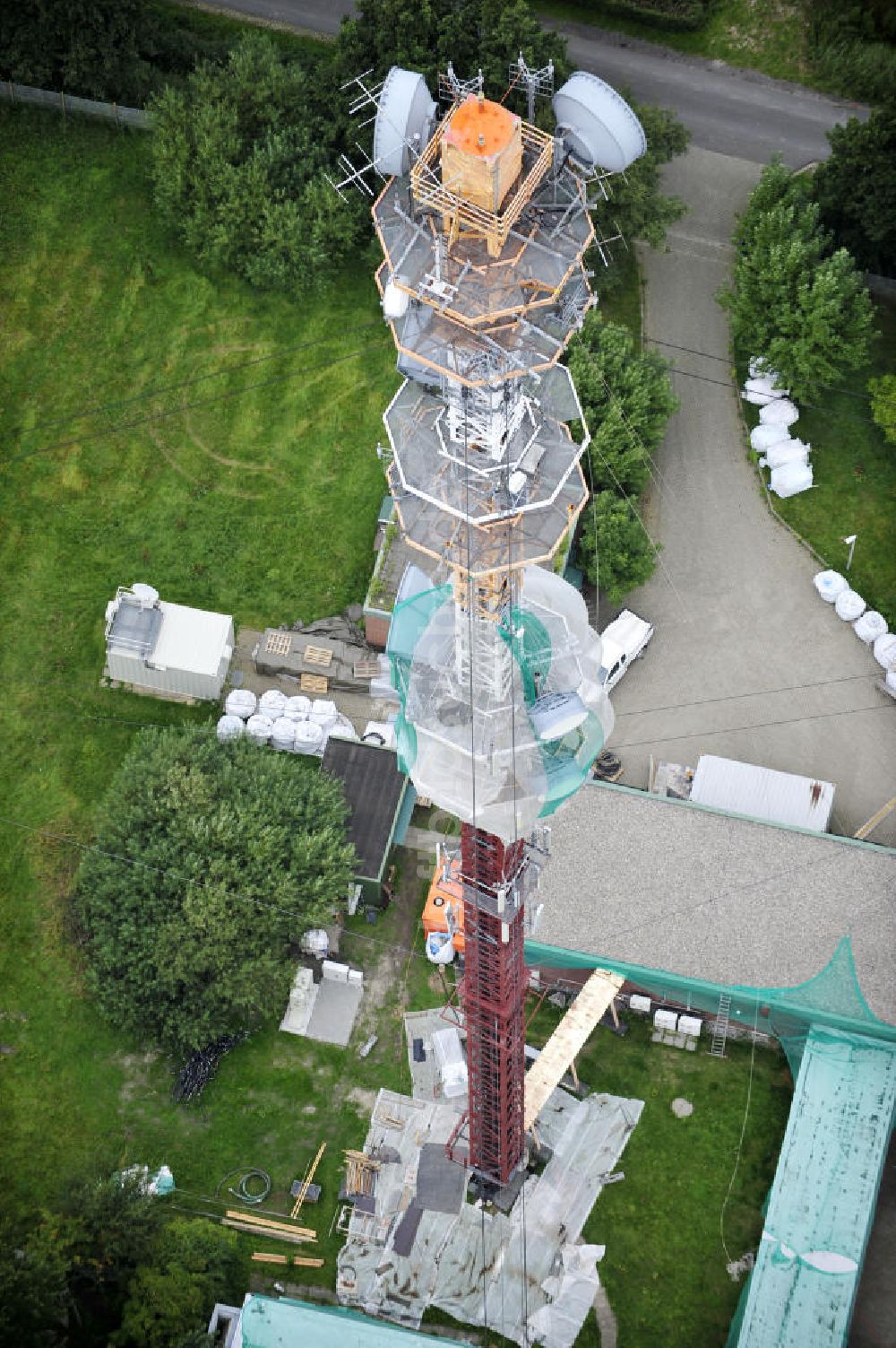 Garding von oben - Sanierungsarbeiten am Sendemast Garding / Eiderstedt