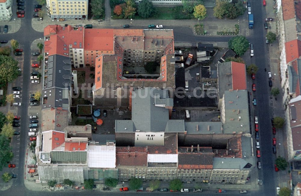 Berlin von oben - Sanierungsgebiet im Altbau- Wohngebiet am Teutoburger Platz in Berlin Prenzlauer Berg