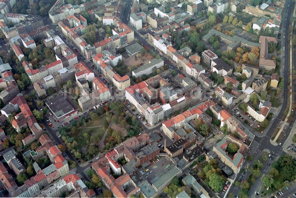 Luftbild Berlin - Sanierungsgebiet im Altbau- Wohngebiet am Teutoburger Platz in Berlin Prenzlauer Berg