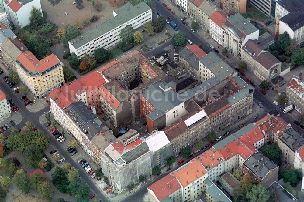 Berlin von oben - Sanierungsgebiet im Altbau- Wohngebiet am Teutoburger Platz in Berlin Prenzlauer Berg