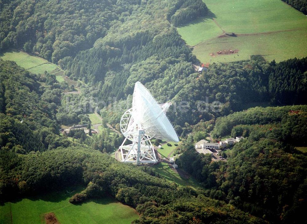 Wershofen / Eifel von oben - Satellitenempfangs- und Sendeanlage in der Eifel bei Wershofen.