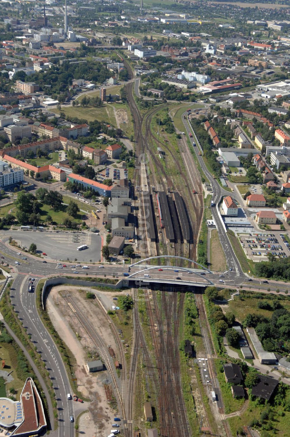 Luftbild Dessau - Schienentrasse der Deutschen Bahn in Nord / Süd- Richtung von Dessau nach Wolfen