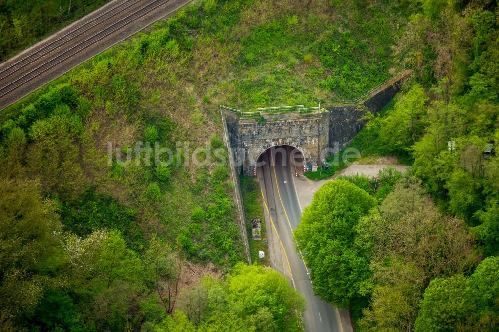 Luftaufnahme Gevelsberg - Schienentunnel - Viadukt der Deutschen Bahn in Gevelsberg im Bundesland Nordrhein-Westfalen