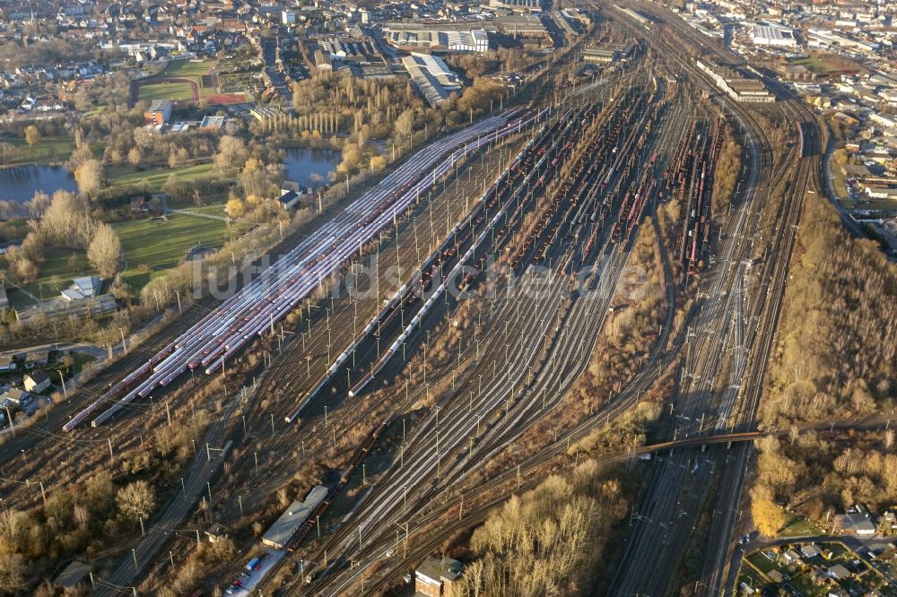 Hamm aus der Vogelperspektive: Schienenverkehr auf dem Rangier- und Güterbahnhof in Hamm im Bundesland Nordrhein-Westfalen