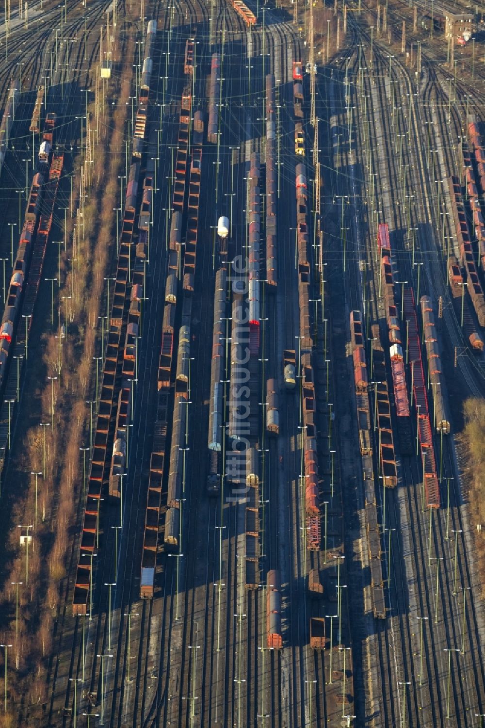 Hamm von oben - Schienenverkehr auf dem Rangier- und Güterbahnhof in Hamm im Bundesland Nordrhein-Westfalen