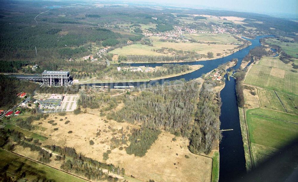 Niederfinow von oben - Schiffshebewerk am Finowkanal