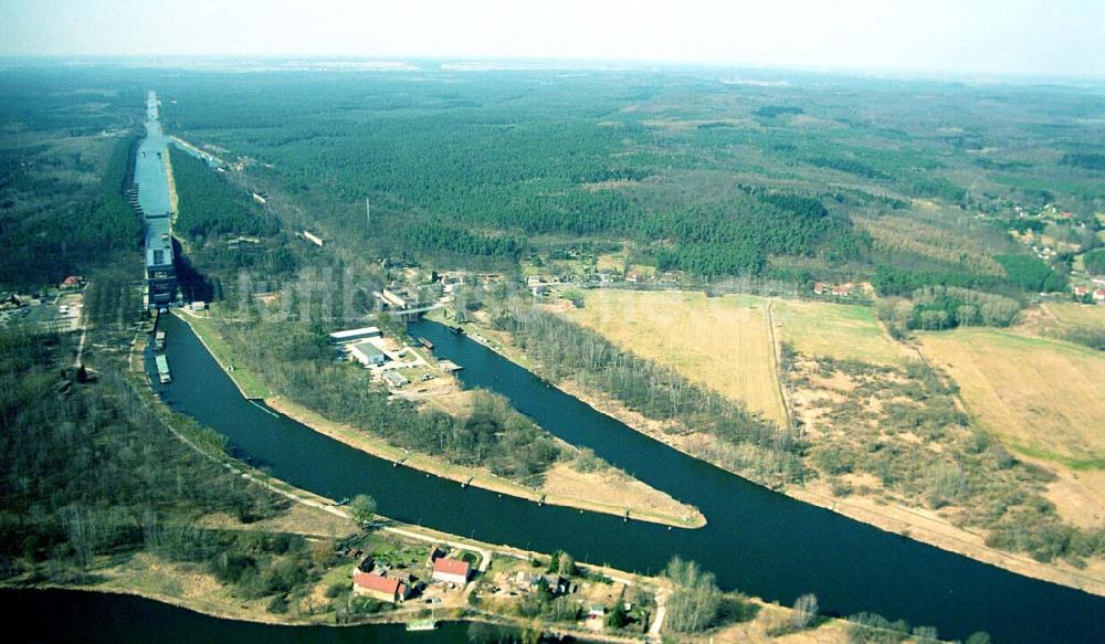 Luftbild Niederfinow - Schiffshebewerk am Finowkanal