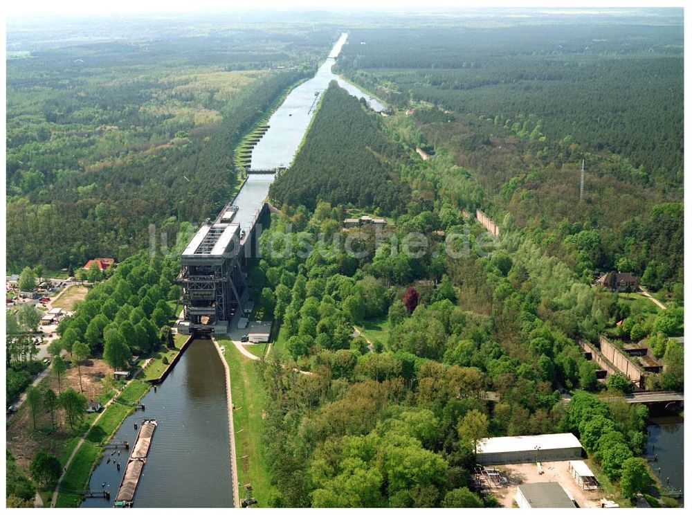 Luftbild Niederfinow / BRB - Schiffshebewerk am Finowkanal