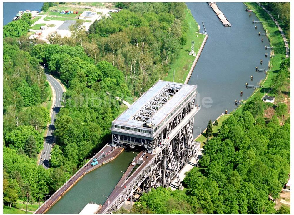 Niederfinow / BRB aus der Vogelperspektive: Schiffshebewerk am Finowkanal