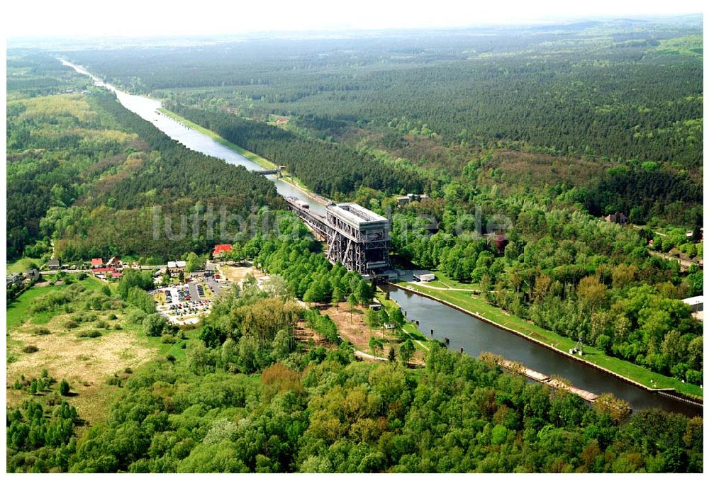 Luftaufnahme Niederfinow / BRB - Schiffshebewerk am Finowkanal