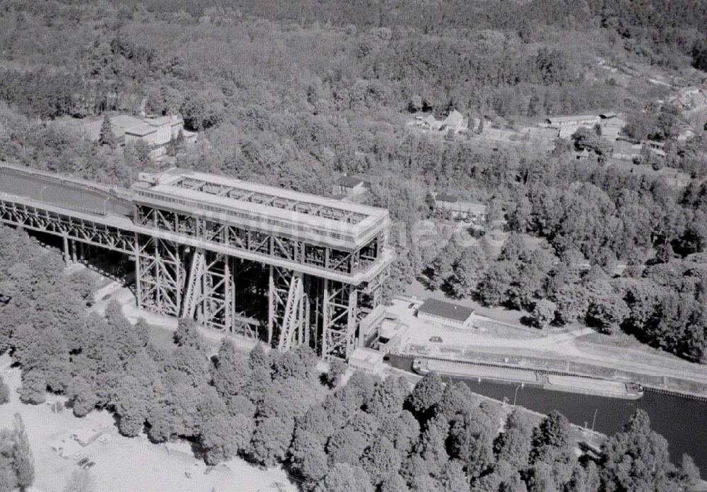 Luftbild Niederfinow / Brandenburg - Schiffshebewerk Niederfinow.