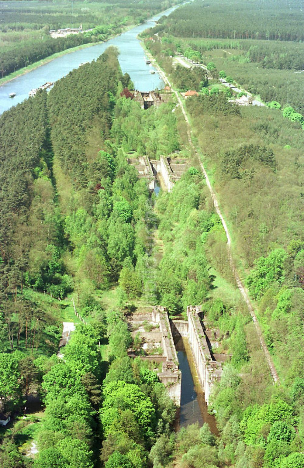 Niederfinow / Brandenburg von oben - Schiffshebewerk Niederfinow.