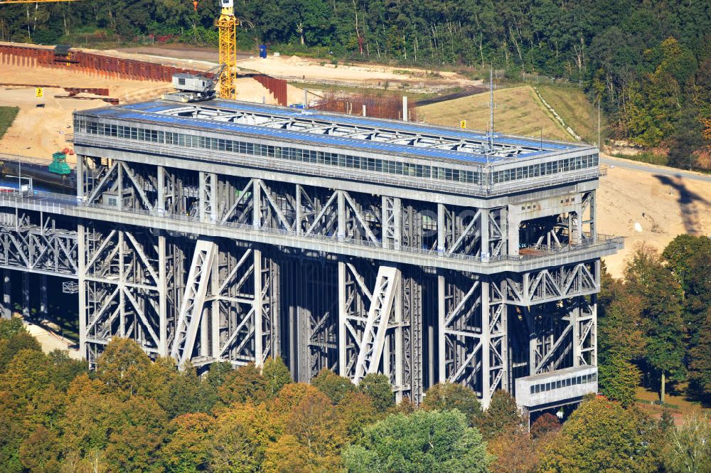 Luftaufnahme Niederfinow - Schiffshebewerk Niederfinow