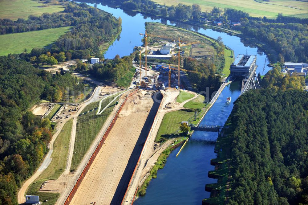 Luftbild Niederfinow - Schiffshebewerk Niederfinow