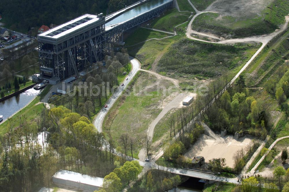 Luftaufnahme Niederfinow - Schiffshebewerk Niederfinow mit Neubaufläche