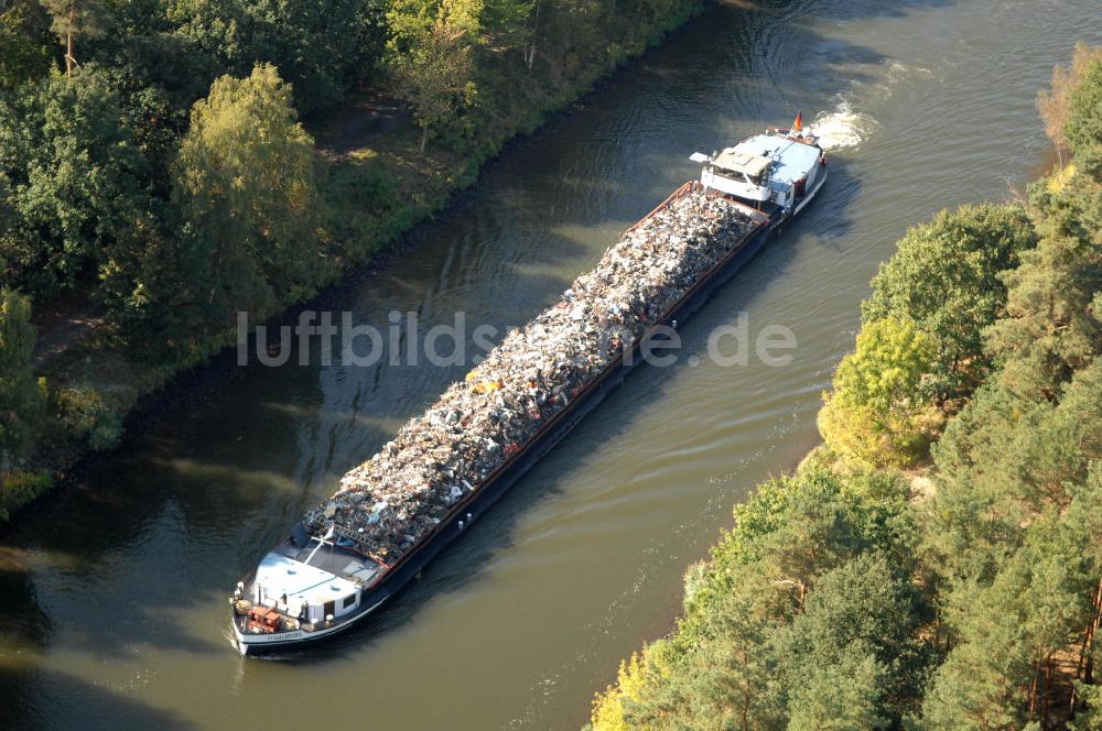 Luftaufnahme Wusterwitz - Schiffsverkehr auf dem Elbe-Havel-Kanal bei Wusterwitz