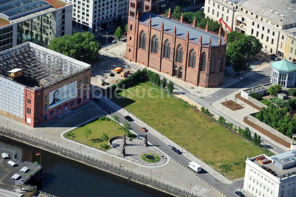 Berlin Mitte von oben - Schinkelplatz in Berlin-Mitte