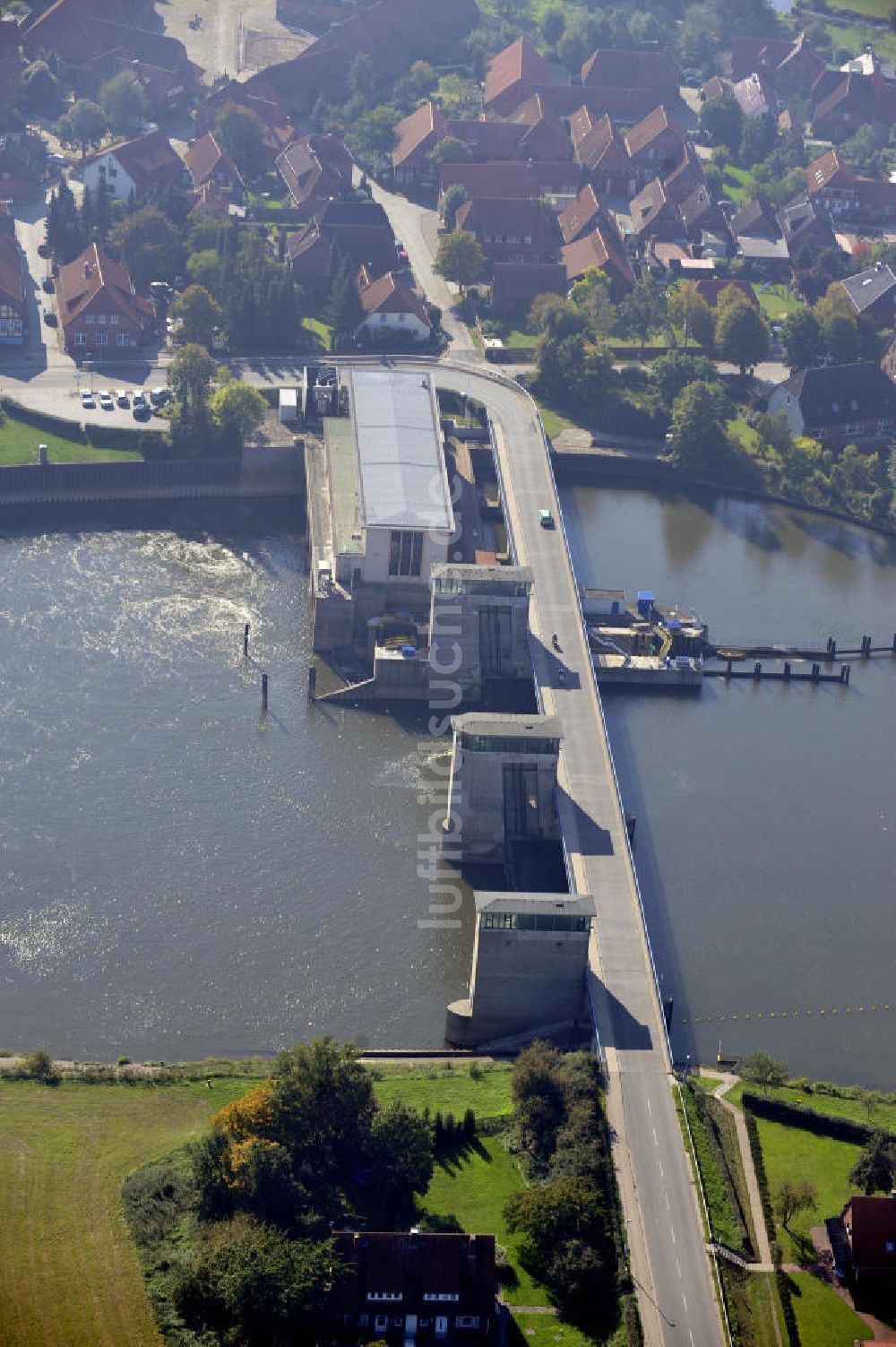 Luftbild Drakenburg - Schleuse Drakenburg in Niedersachsen