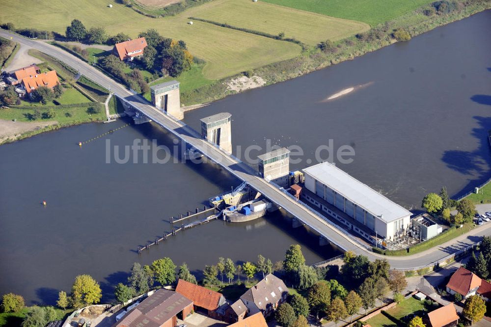 Drakenburg aus der Vogelperspektive: Schleuse Drakenburg in Niedersachsen