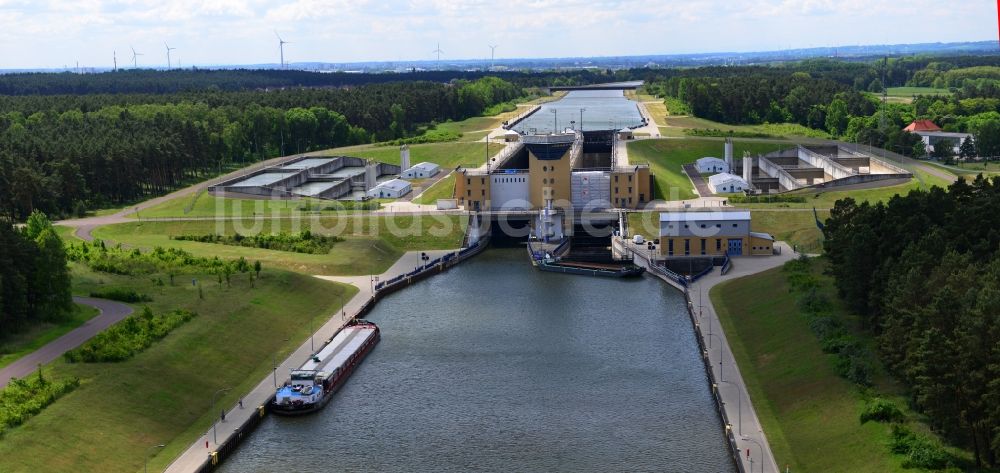 Luftbild Hohenwarthe - Schleuse Hohenwarthe am Elbe-Havel-Kanal am Wasserstraßenkreuz MD bei Hohenwarthe in Sachsen-Anhalt