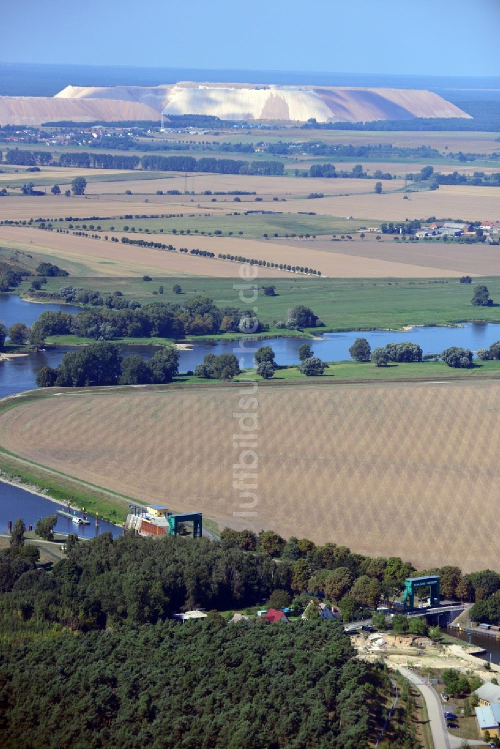 Luftaufnahme Niegripp - Schleuse Niegripp im Bundesland Sachsen-Anhalt