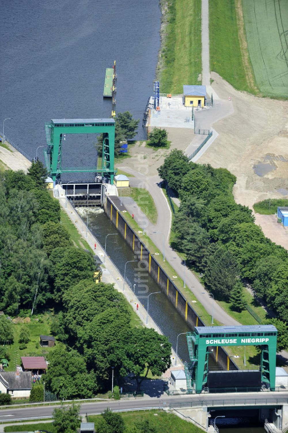 Luftaufnahme Niegripp - Schleuse Niegripp am Wasserstrassenkreuz Magdeburg