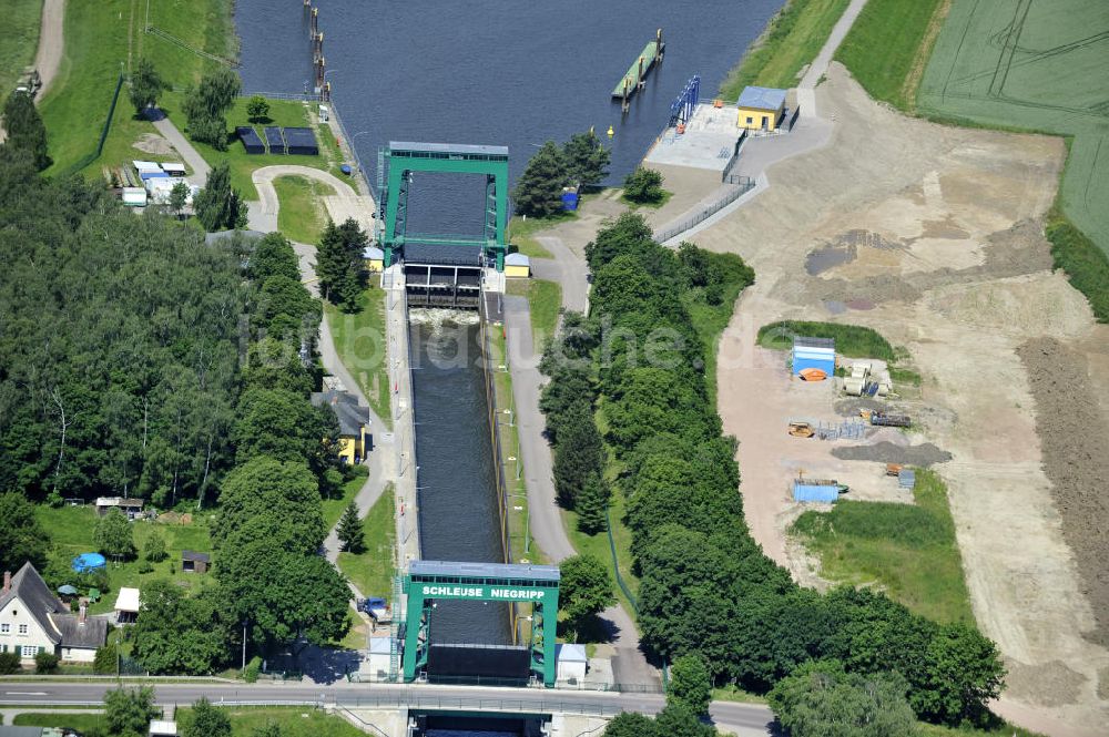 Niegripp aus der Vogelperspektive: Schleuse Niegripp am Wasserstrassenkreuz Magdeburg