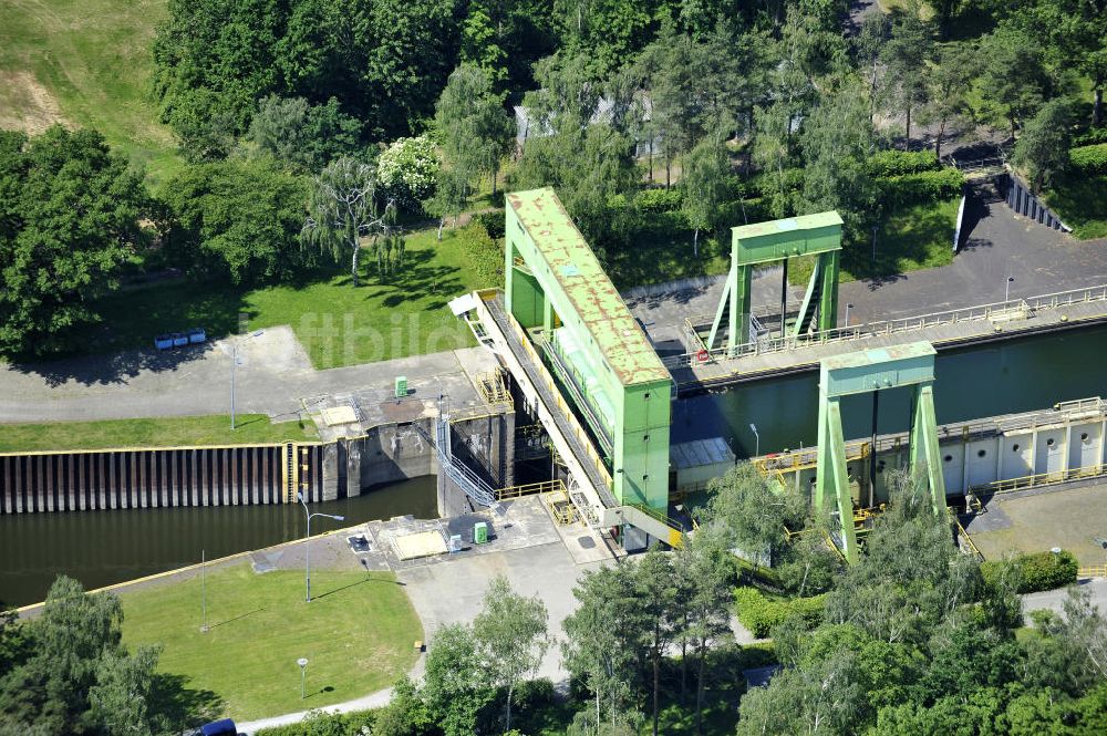 Rothensee aus der Vogelperspektive: Schleuse Rothensee am Wasserstrassenkreuz Magdeburg