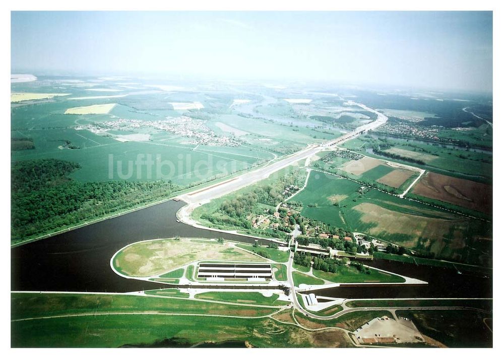 Luftaufnahme Rothensee - Schleuse Rothensee am Wasserstraßenkreuz Magdeburg.