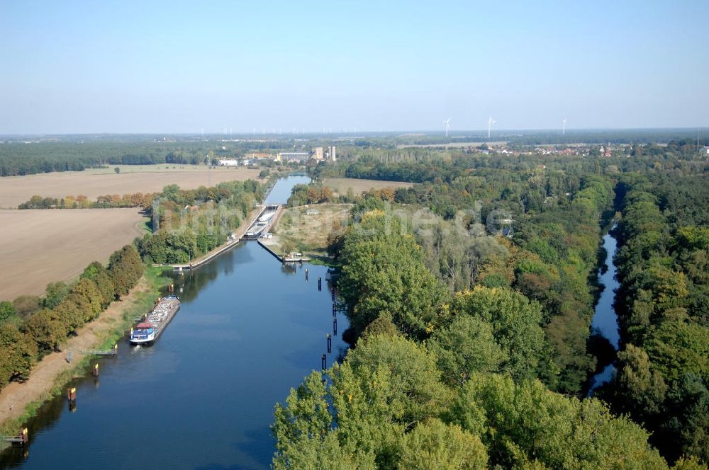 Luftaufnahme Zerben - Schleuse und Schleusenbrücke Zerben