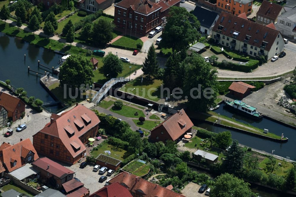 Luftbild Plau am See - Schleuse mit Wehr in Plau am See im Bundesland Mecklenburg-Vorpommern