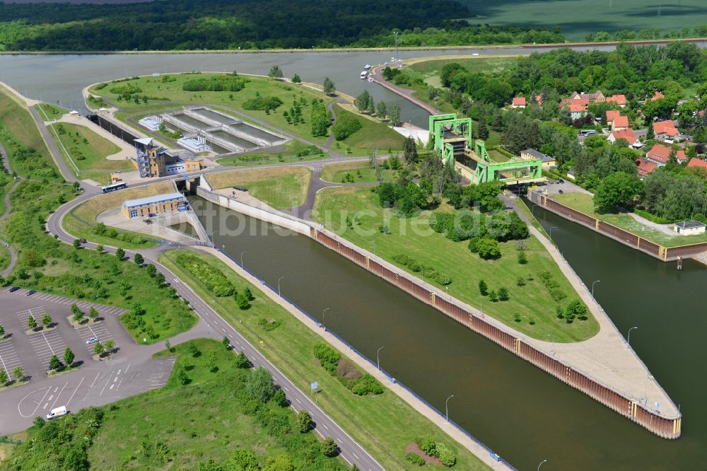 Luftbild Rothensee - Schleusen am Schiffshebewerk Rothensee am Elbe-Havel-Kanal am Wasserstraßenkreuz MD bei Rothensee in Sachsen-Anhalt