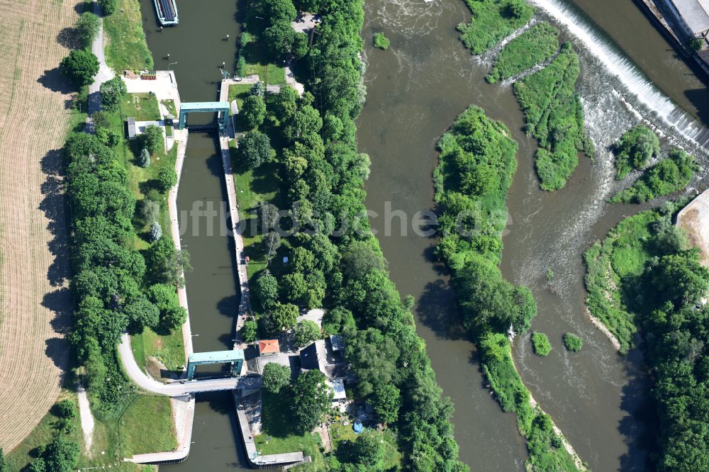 Luftbild Könnern - Schleusenanlagen Schleuse Alsleben an der Saale in Könnern im Bundesland Sachsen-Anhalt, Deutschland