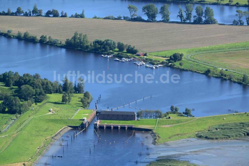 Luftbild Drage - Schleusenanlagen am Ufer der Wasserstraße des Eider in Drage im Bundesland Schleswig-Holstein