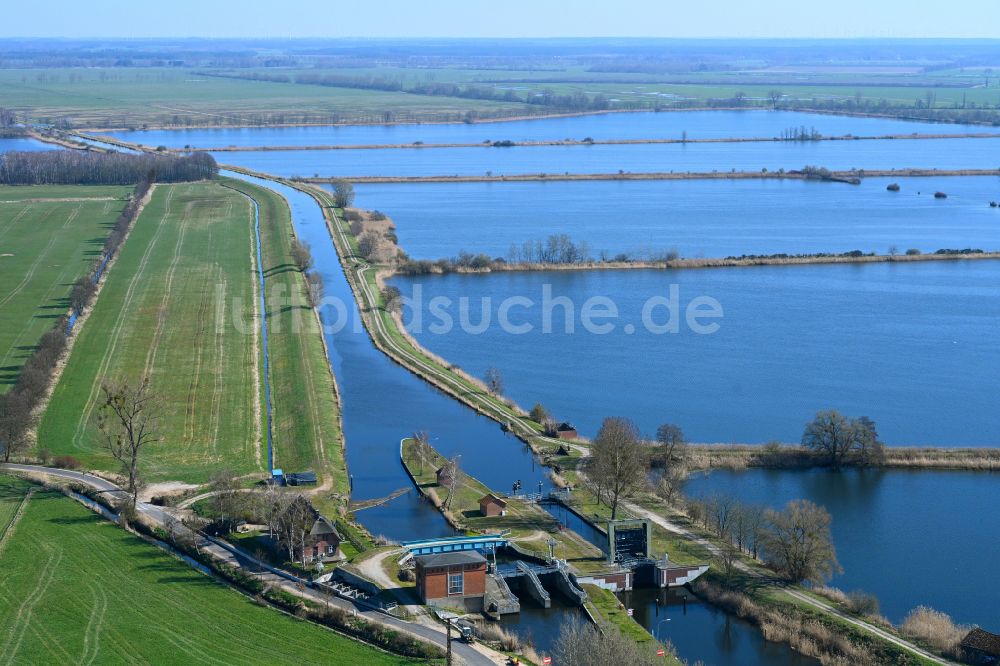 Luftbild Lewitz - Schleusenanlagen am Ufer der Wasserstraße Müritz-Elde-Wasserstraße in Lewitz im Bundesland Mecklenburg-Vorpommern, Deutschland