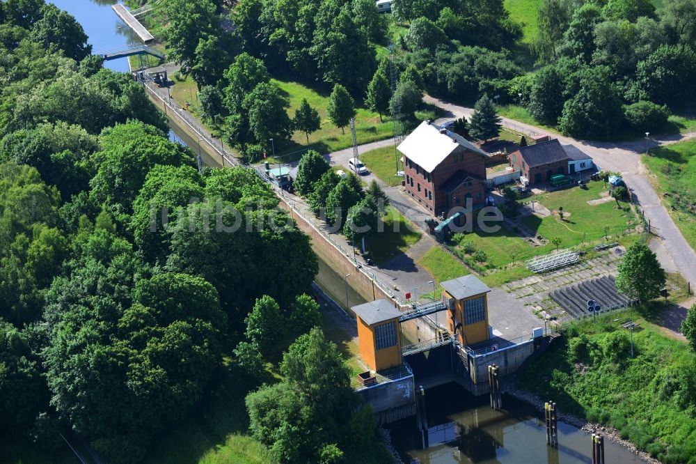 Luftbild Elbe-Parey - Schleusenanlagen am Ufer der Wasserstraße des Pareyer Verbindungskanals des Wasser- und Schifffahrtsamt Brandenburg in Elbe-Parey im Bundesland Sachsen-Anhalt