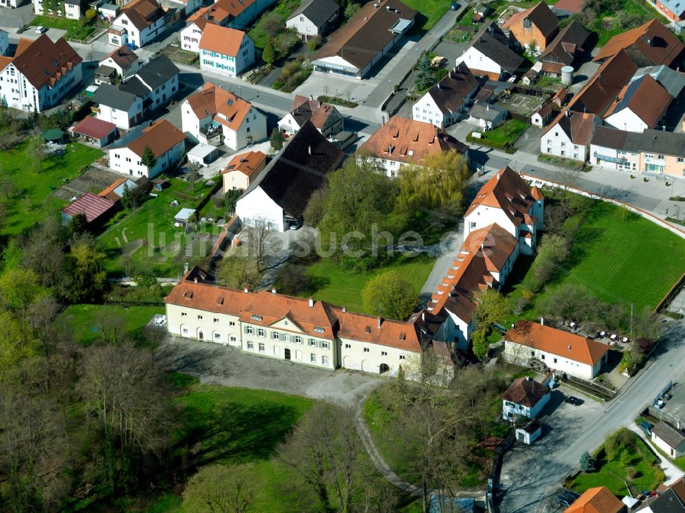 Allmendingen von oben - Schloss Allmendingen in Allmendingen im Bundesland Baden-Württemberg