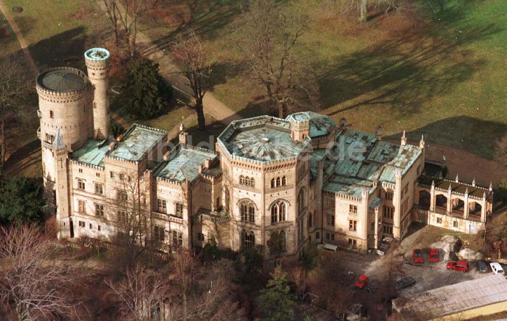 Luftaufnahme Potsdam - Schloß Babelsberg bei Potsdam 02.1995