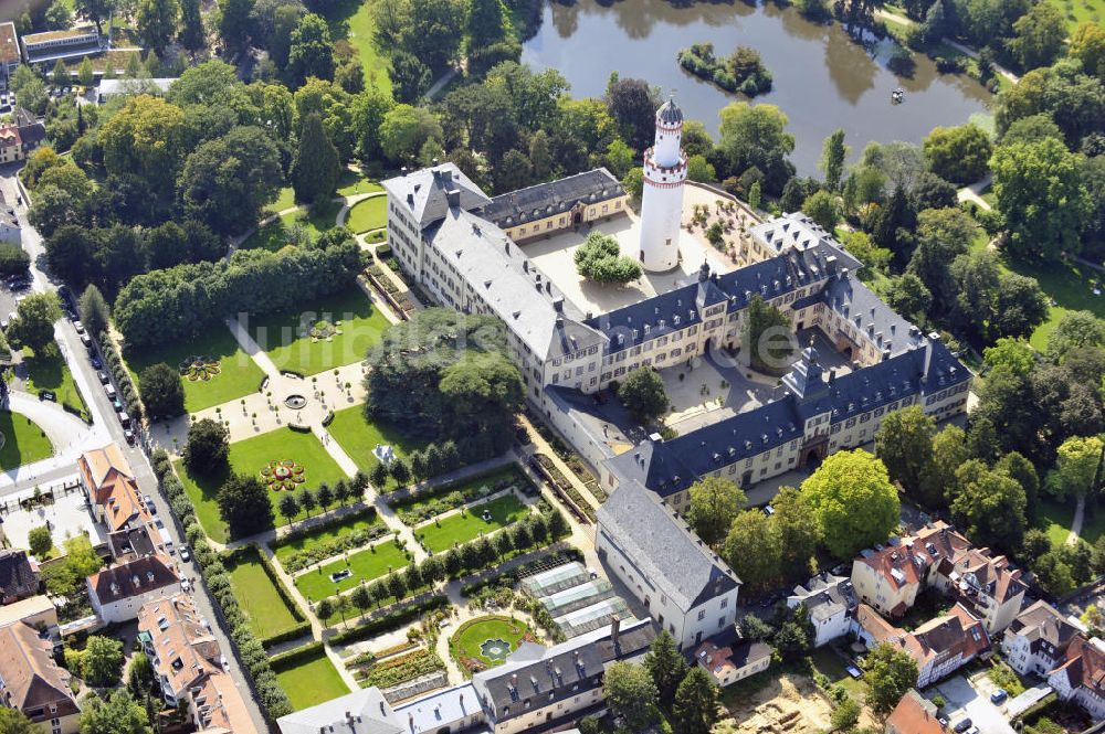 Bad Homburg von oben - Schloss Bad Homburg und Schlosspark in Homburg, Hessen