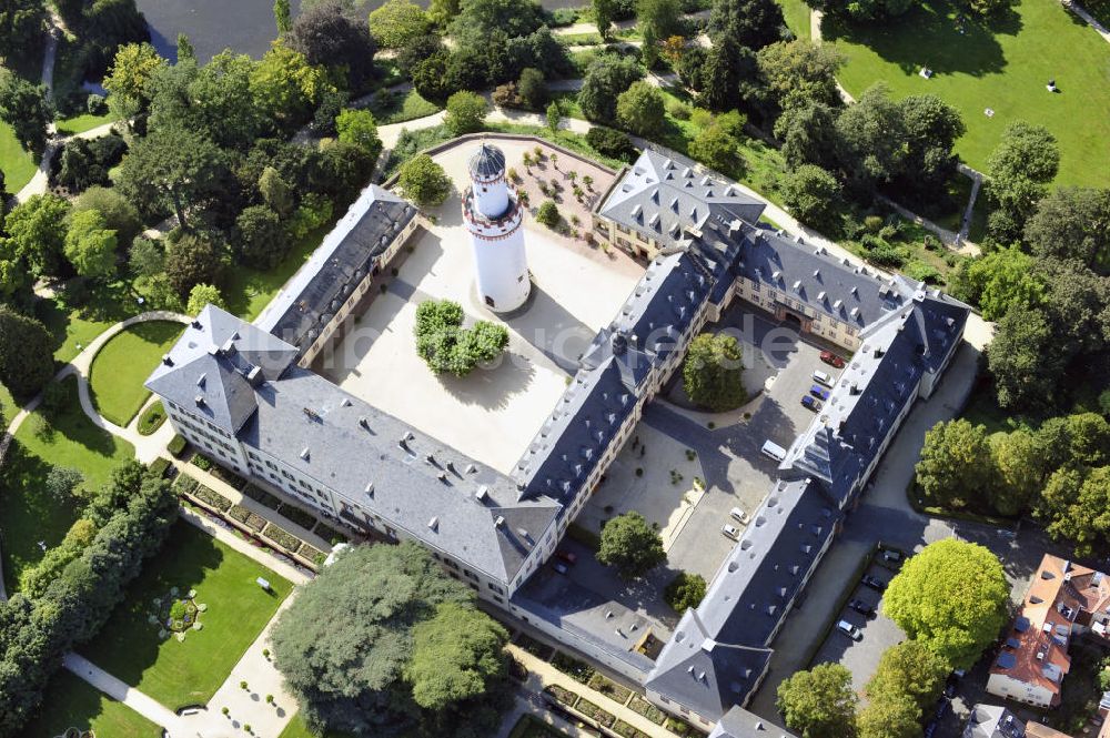 Luftaufnahme Bad Homburg - Schloss Bad Homburg und Schlosspark in Homburg, Hessen