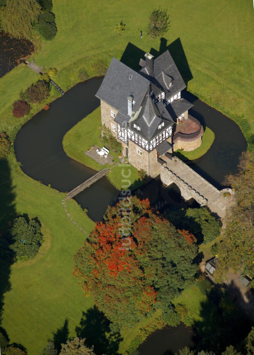 Luftaufnahme Meinerzhagen - Schloss Badinghagen bei Meinerzhagen